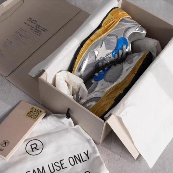 Goldengoose - Picture 2 of 9